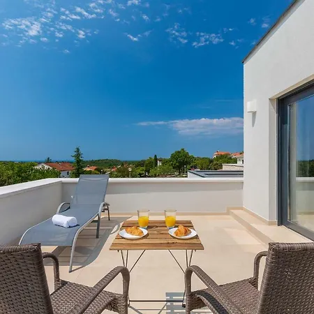 Anni Villa Porec